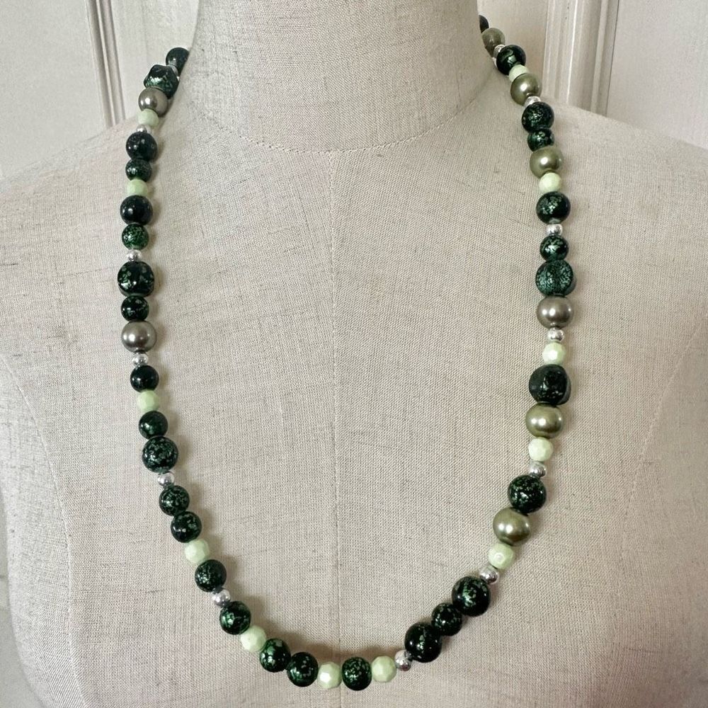Long green beaded faux pearl necklace
